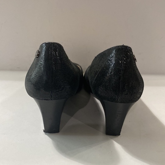 Calvin Klein Women's Black Shiny Peep Toe Slip On Wedge Pumps Size 6 - Picture 6 of 8